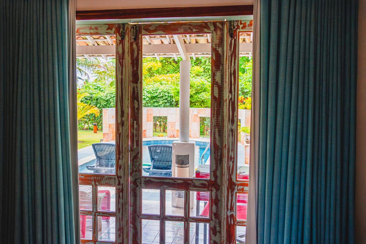 Bungalow-de-Luxo-com-Piscina-2